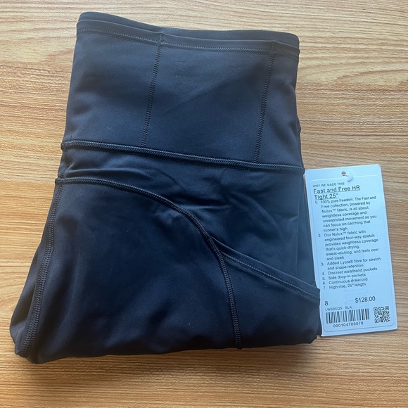 Lululemon Fast and Free HR Tight 25” in Black - Picture 6 of 11